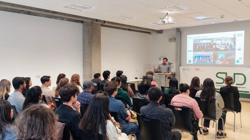 Presentation by Dr. Felipe de Souza